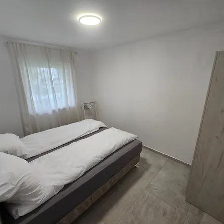 Joyrentall Apartman *